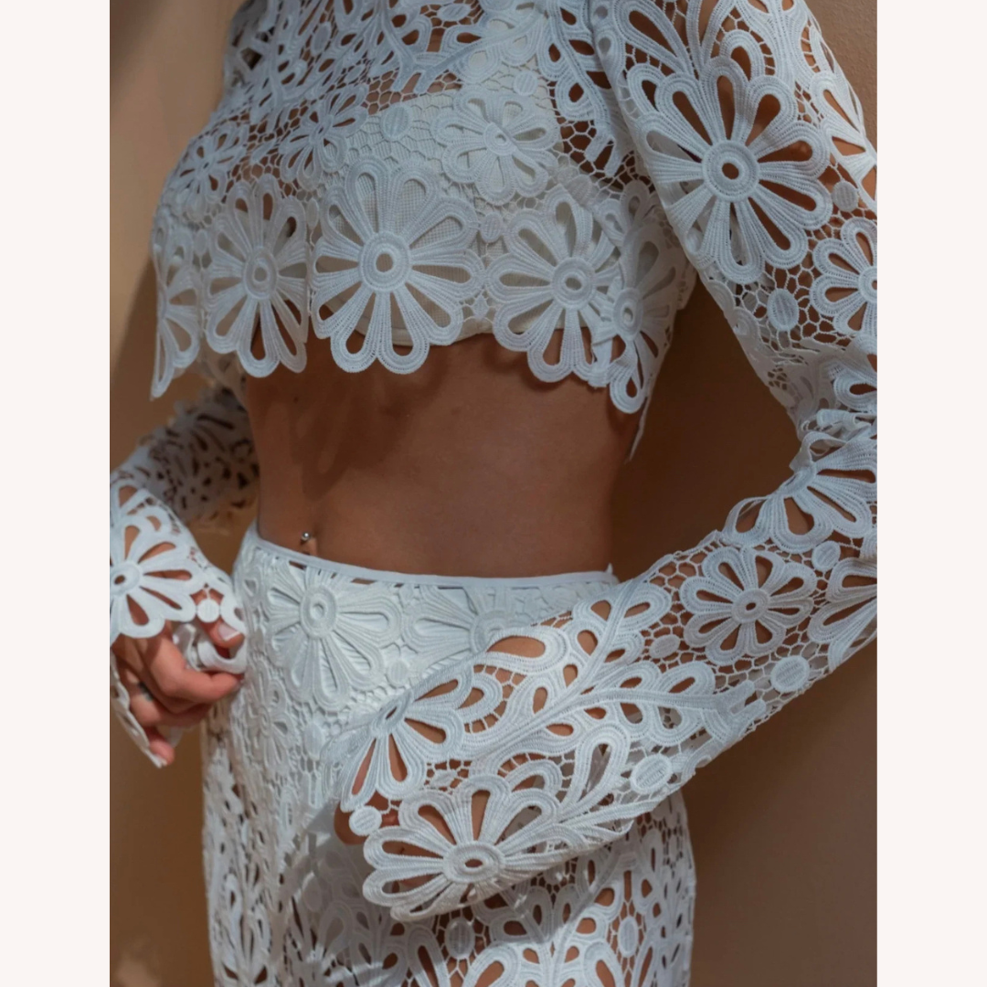 Ensemble en Dentelle Crochet Blanc Femme – Top Court à Manches Longues et Jupe Maxi Boho Chic
