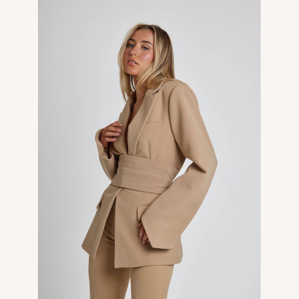 https://cdn.shopify.com/s/files/1/0934/1639/0995/files/1K-topaz_8215ce97-cc00-4a9e-9e60-088d7598283e.jpg?v=1746192315