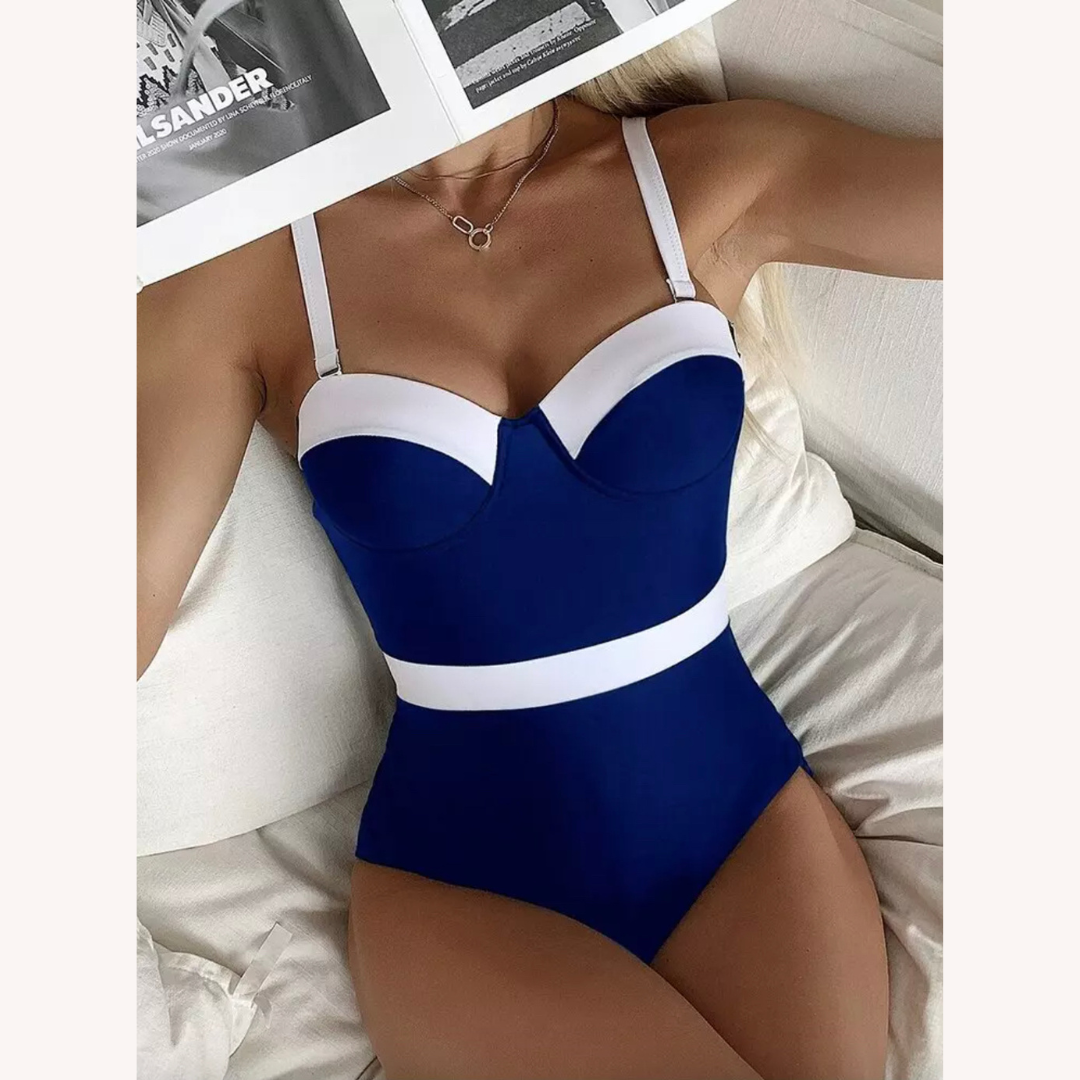 Maillot de Bain Femme 1 Pièce Sans Dossier avec Décolleté en Cœur et Détail de Ceinture – Élégant et Confortable
