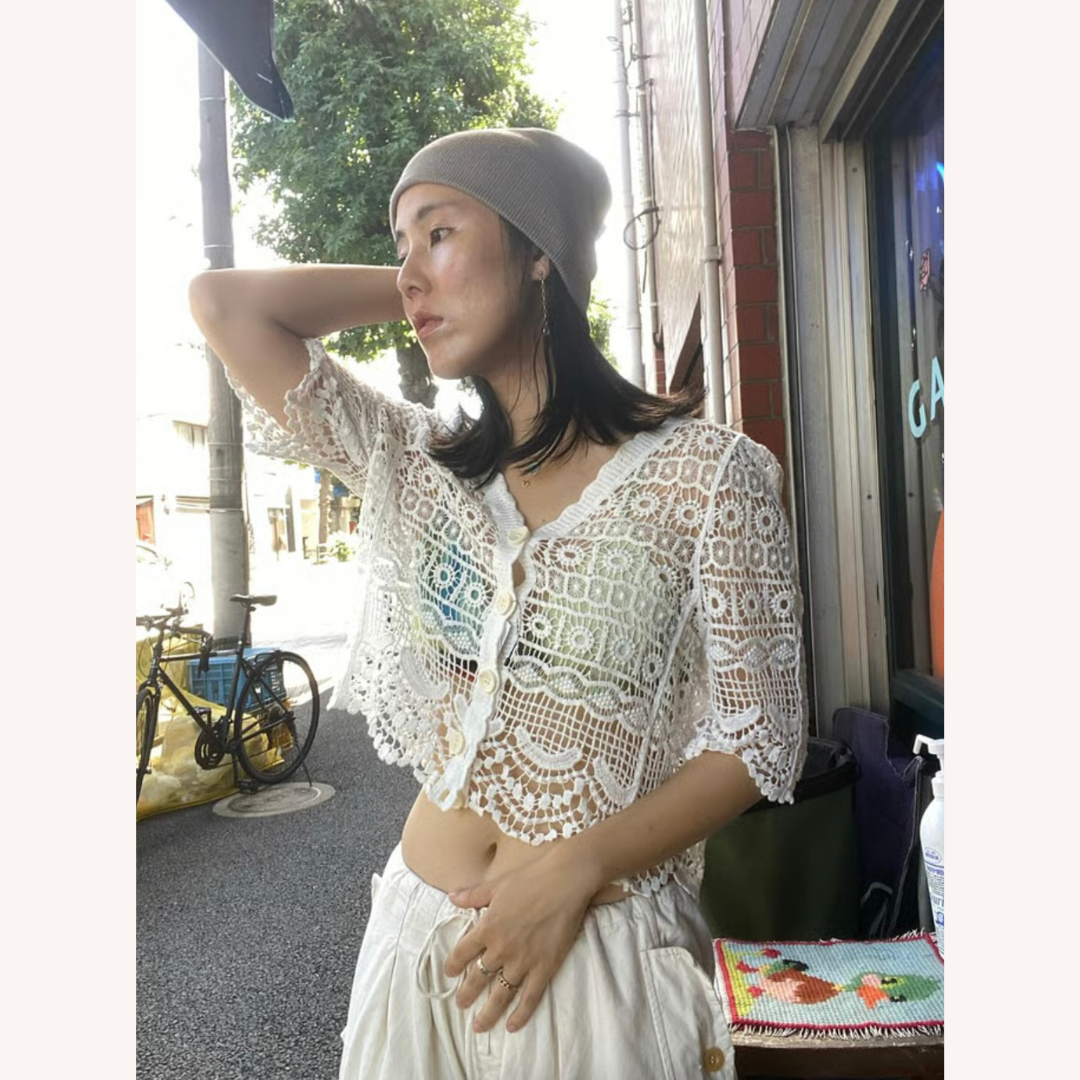 Haut Été en Crochet Boho à Manches Courtes – Élégance et Confort pour Journées Ensoleillées