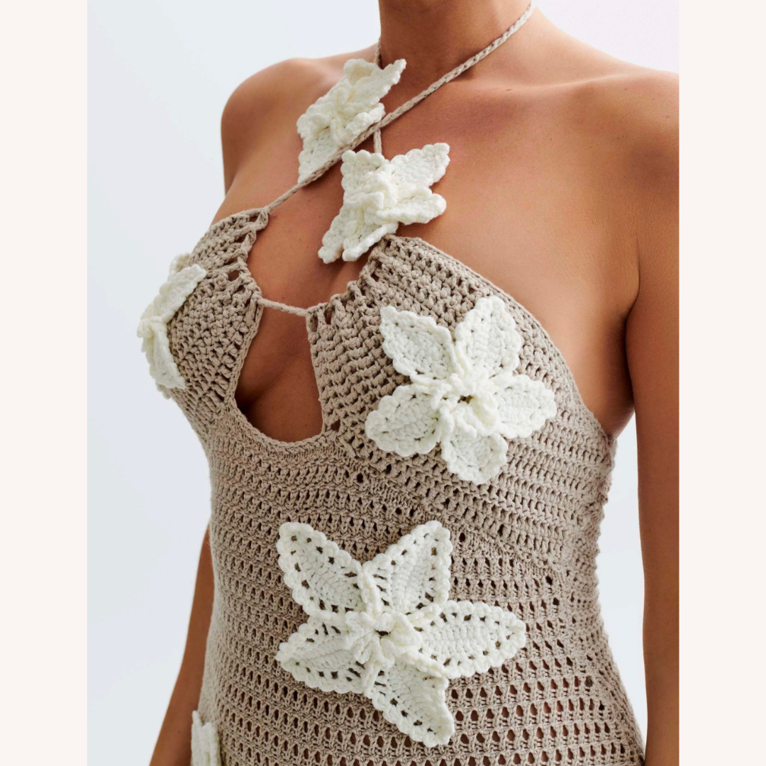 Robe Longue Femme en Crochet Bleu – Élégante Robe Maxi Bohème d'Été avec Détails Flottants