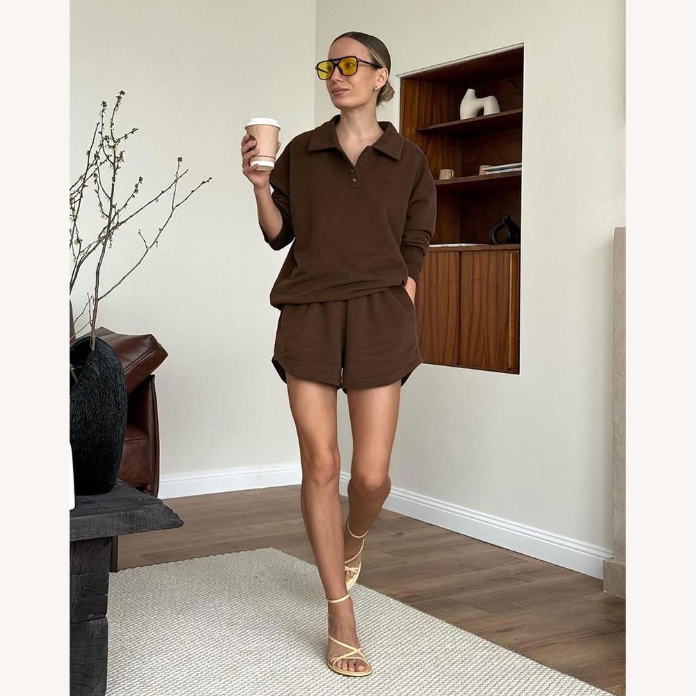 Ensemble Décontracté Femme en Coton Doux – Polo Ample et Shorts Chic, Confort Idéal pour Sorties ou Détente