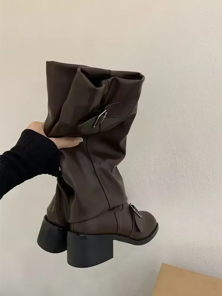 Bottes Hiver Femme Hautes en Cuir Noir à Plateforme – Style Punk avec Tige Genou et Talon Épais 6