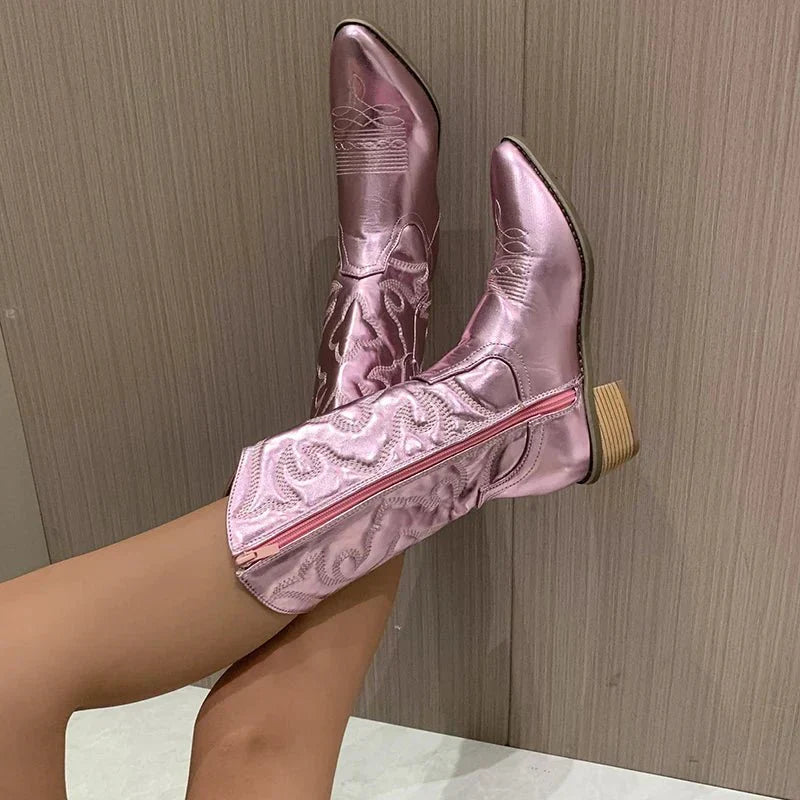 Bottes Mi-Mollet en Similicuir Noires Femme avec Détails Brodés – Confort et Style Décontracté 1