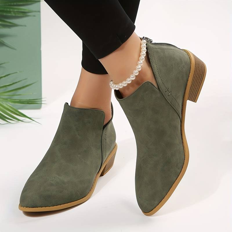 Elegant Pointed Toe Boots for Women – Perforated Design and Optimal Comfort for Winter