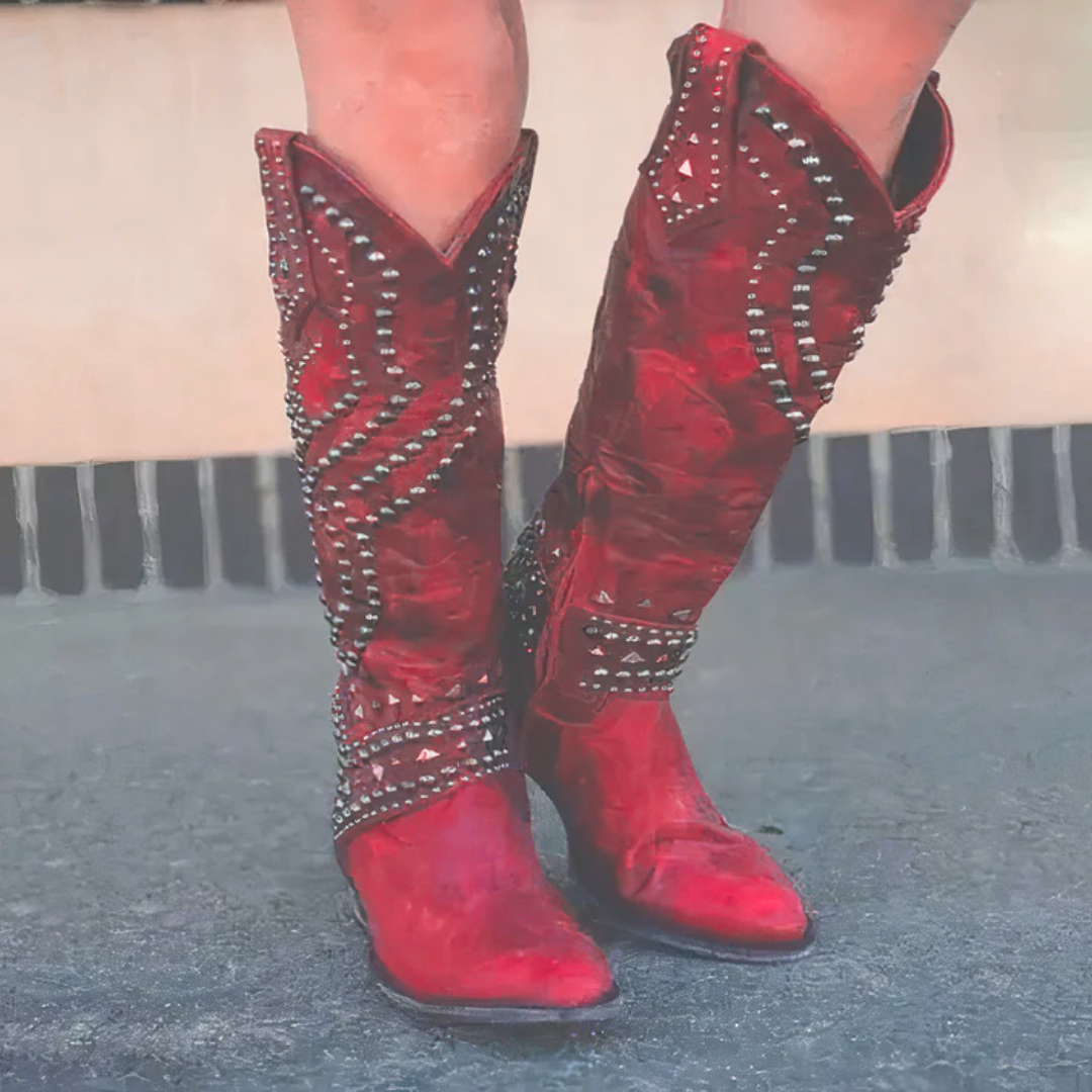 Bottes hautes en cuir clouté pour femmes – Style western moderne 2