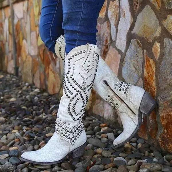 Bottes hautes en cuir clouté pour femmes – Style western moderne 3