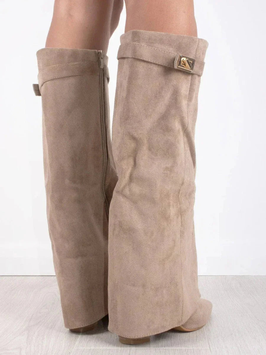 Bottes hautes en suède pour femmes avec bout pointu et talon carré 1