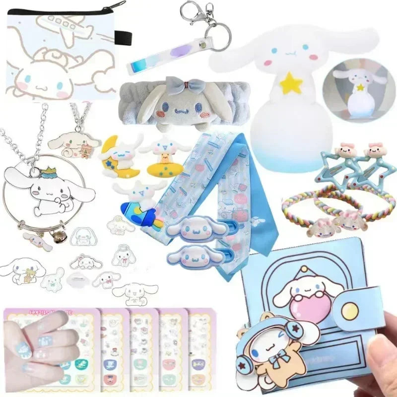 Calendrier de l'Avent Kawaii avec 24 Figurines et Porte-clés Hello Kitty et Kuromi - Cadeau de Noël Pour Enfants