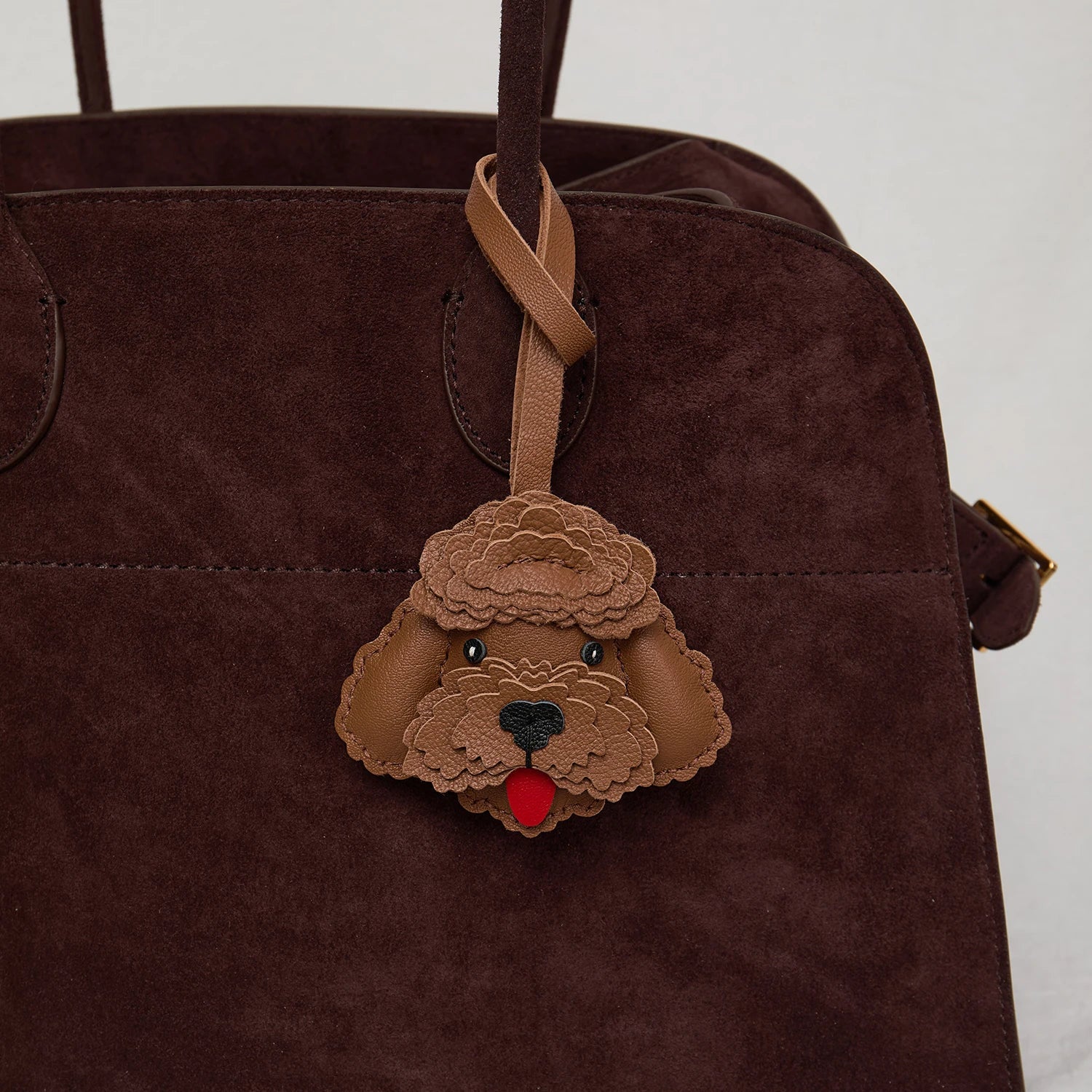 Charme de Sac en Cuir Noir avec Panneau Blanc et Joues Roses – Porte-Clés Élégant et Durable en Cuir de Chèvre