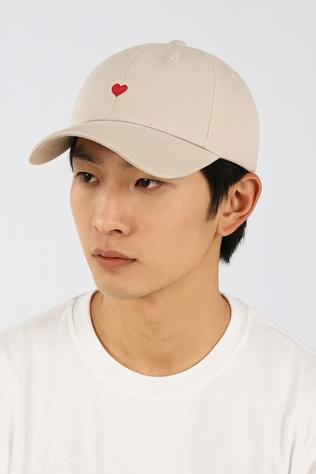 Minimalist Women's Cap with Embroidered Heart - Elegant and Comfortable, Adjustable and Breathable