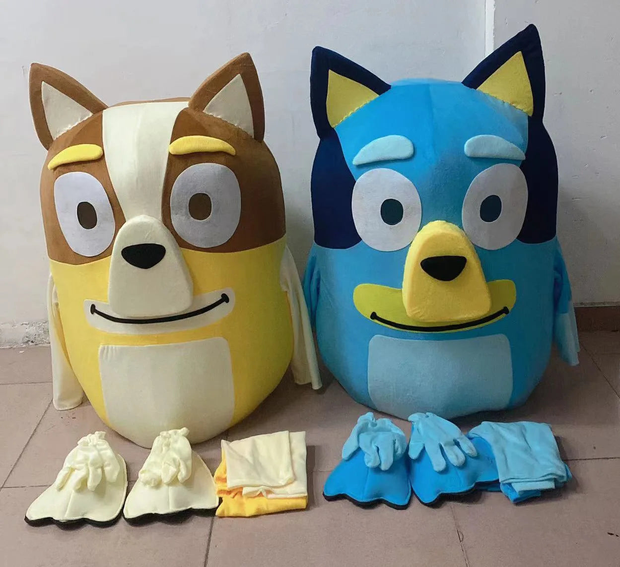 Costume de Mascotte Adulte Bluey Bingo Dog pour Halloween 2025 – Déguisement de Personnage de Télévision