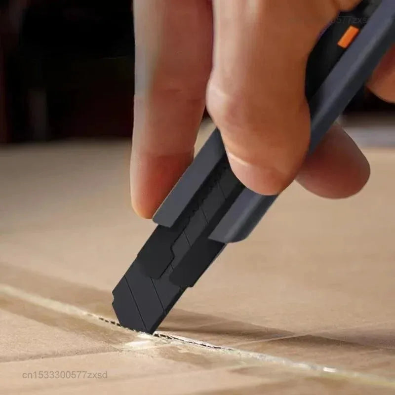 Couteau Utilitaire Compact avec Lame en Acier au Carbone de 0,79 Pouce et Verrouillage de Sécurité