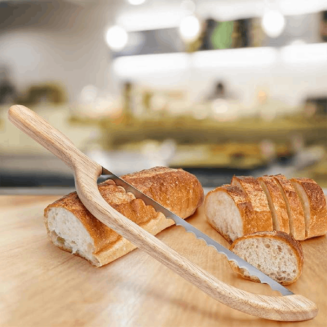 Couteau à Pain Denté de 10 Pouces, Lame en Acier Inoxydable, Poignée Ergonomique Antidérapante – Idéal pour Pain Croustillant et Bagels