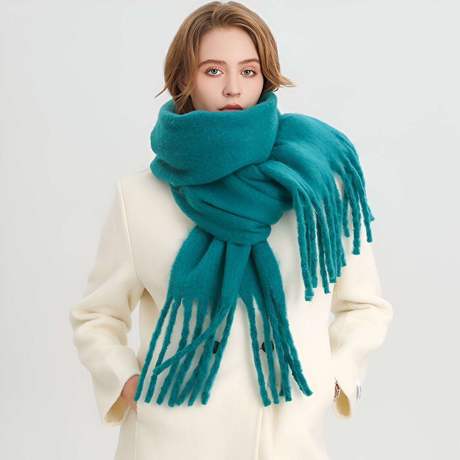 Écharpe Femme Douce en Tissu Moelleux avec Franges – Élégante et Polyvalente pour Hiver 1