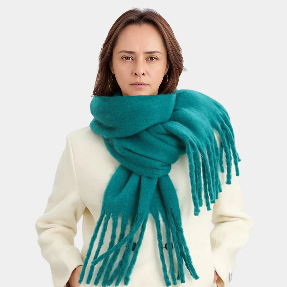 Écharpe Femme Surdimensionnée en Peluche – Confort Doux et Élégance Moderne pour Hiver 2