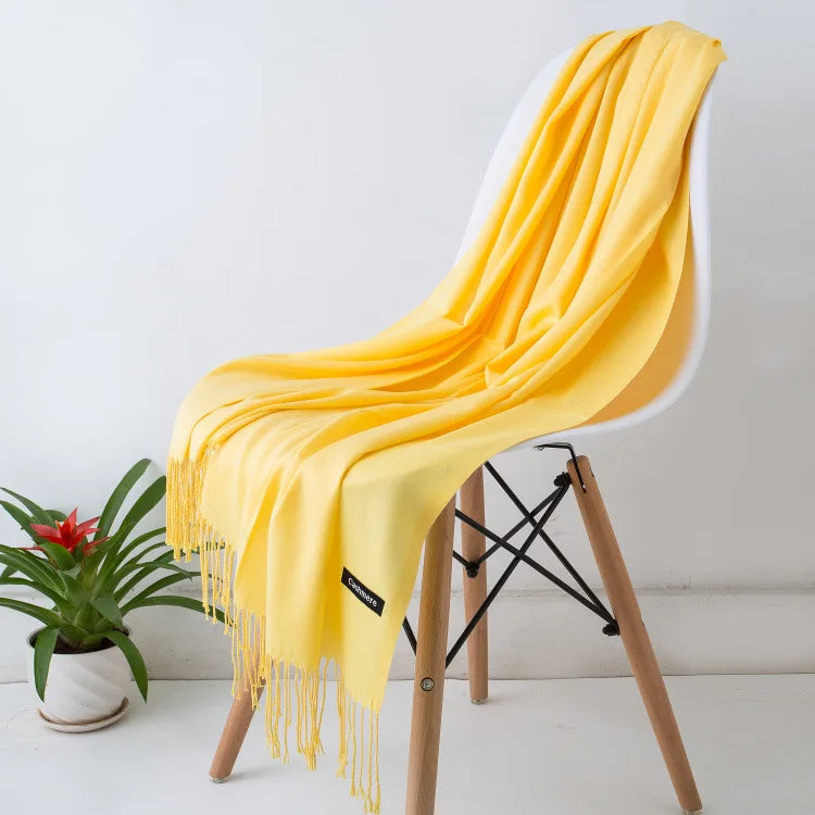 Écharpe Longue en Laine avec Franges pour Femmes – Confort et Élégance pour l'Hiver 20