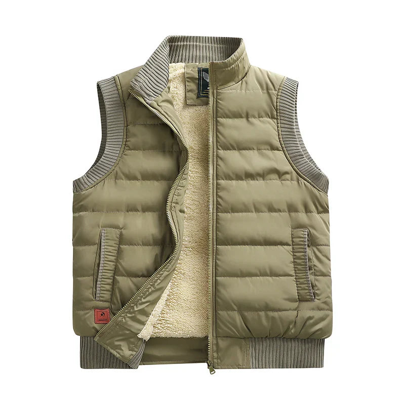 Gilet Matelassé Chaud pour Homme en Velours d'Agneau, Slim Fit avec Col Mao et Poches Passepoilées – Hiver Élégant