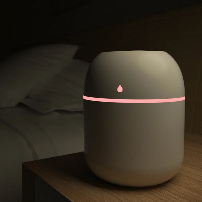 Humidificateur d'Air Ultrasonique Mini USB Portable avec Lampe LED – Idéal pour Chambre et Voyage, 220ml, Silencieux et Sécurisé