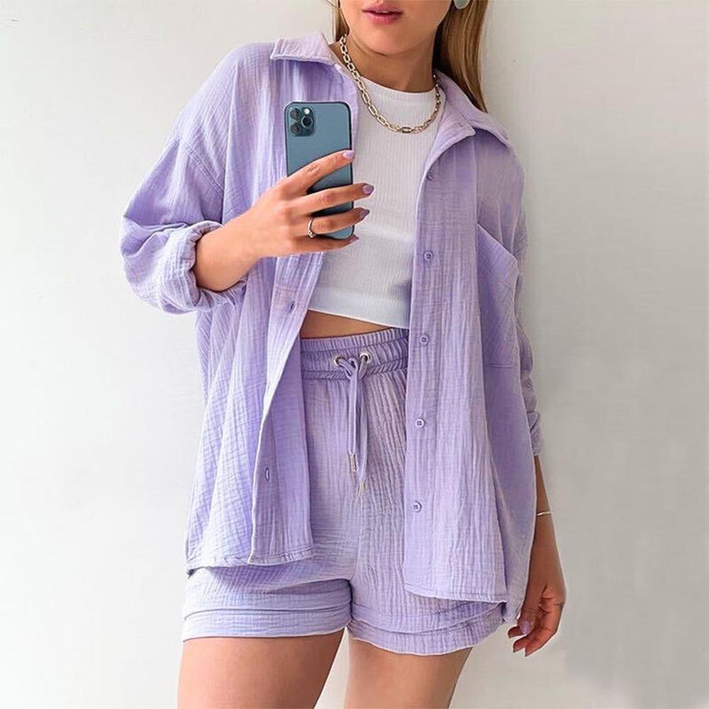 Ensemble Décontracté Femme 3 Pièces en Coton Gaze – Chemise, Débardeur Court et Short Élastique, Style Minimaliste