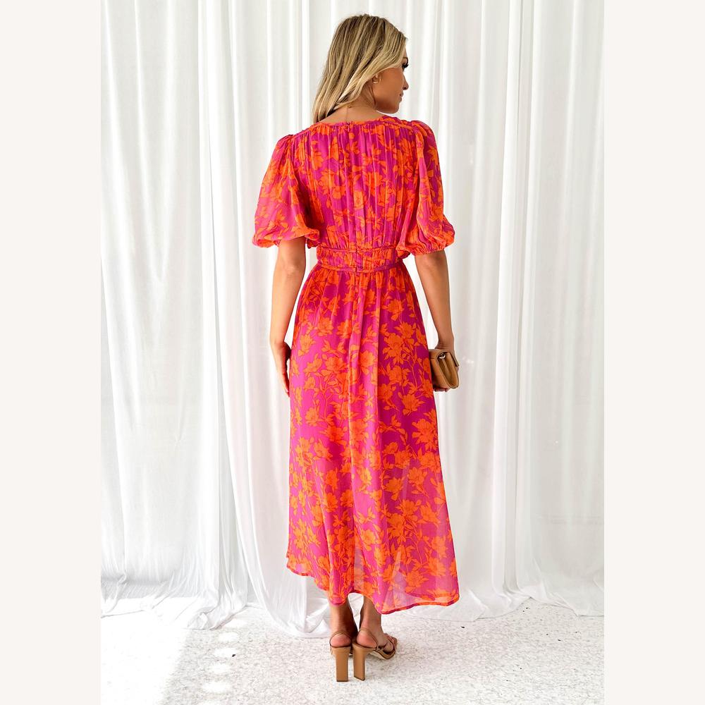 Elegant Long Women's Dress with V-Neck – Summer Maxi Dress in High-Quality Fabric, Ideal for All Occasions