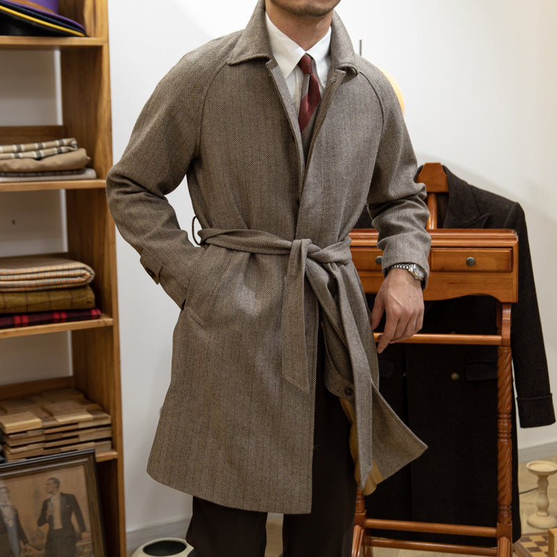 Manteau en laine pour hommes - Classic knee-length overcoat with structured collar