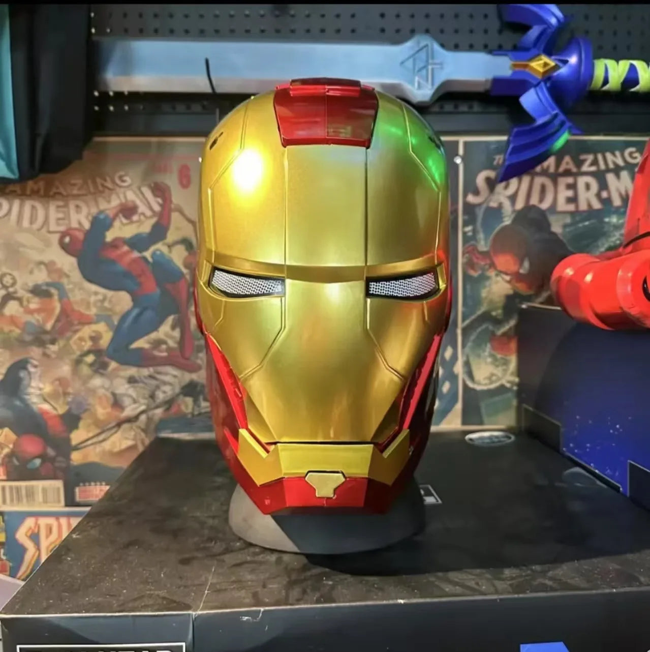 Masque de Cosplay Iron Man Glowing Portable pour Enfants – Casque Rouge et Or Inspiré des Avengers