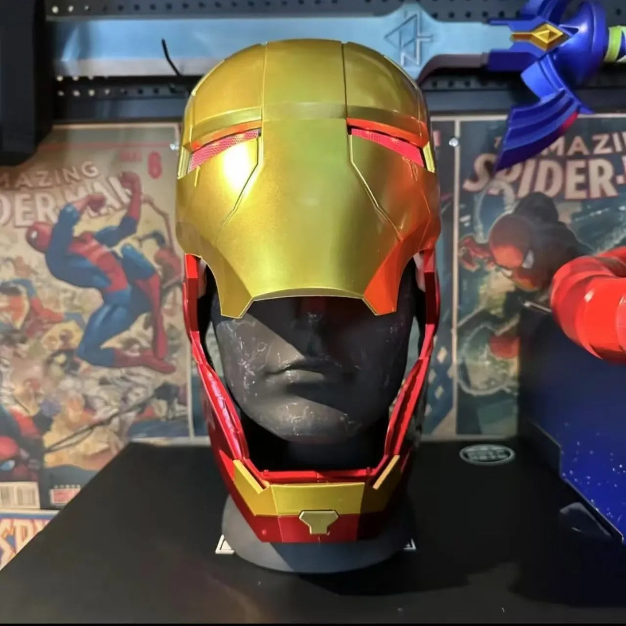 Masque de Cosplay Iron Man Glowing Portable pour Enfants – Casque Rouge et Or Inspiré des Avengers
