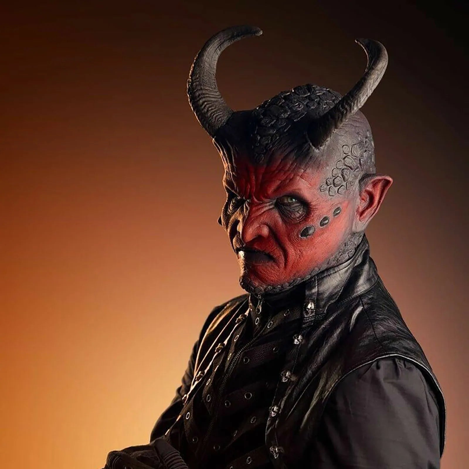Masque de Diable en Silicone Complet pour Cosplay Halloween 2025 – Réaliste et Confortable