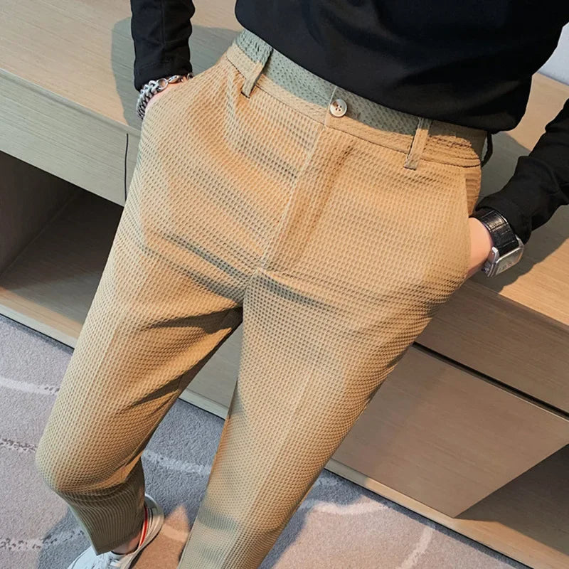 Pantalon à Carreaux pour Hommes en Tissu Respirant – Coupe Droite Élégante pour Bureau et Sorties