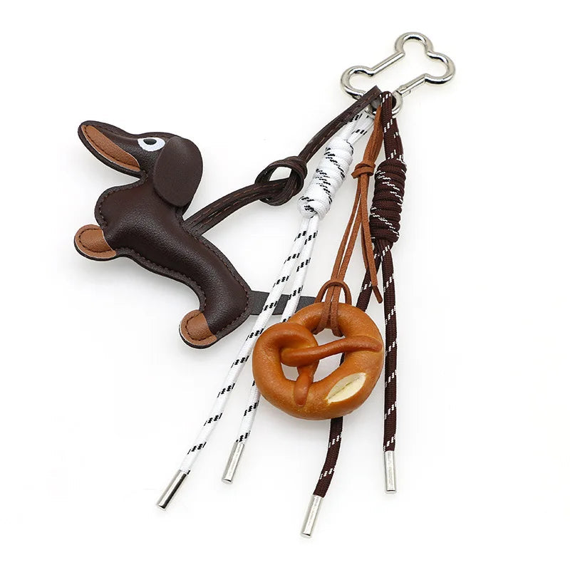 Porte-clés en Cuir PU avec Pendentif Teckel et Baseball – Accessoire Décoratif pour Sac et Clés