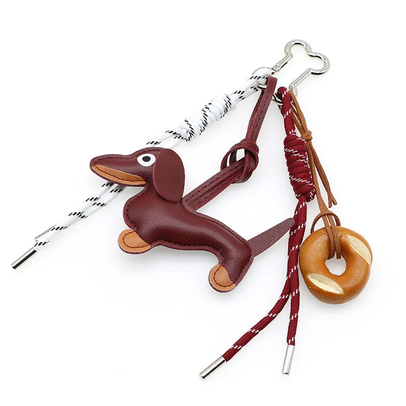 Porte-clés en Cuir PU avec Pendentif Teckel et Baseball – Accessoire Décoratif pour Sac et Clés