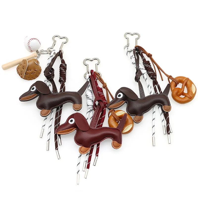 Porte-clés en Cuir PU avec Pendentif Teckel et Baseball – Accessoire Décoratif pour Sac et Clés