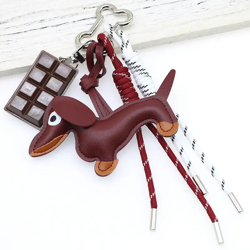 Porte-clés en Cuir PU avec Pendentif Teckel et Baseball – Accessoire Décoratif pour Sac et Clés