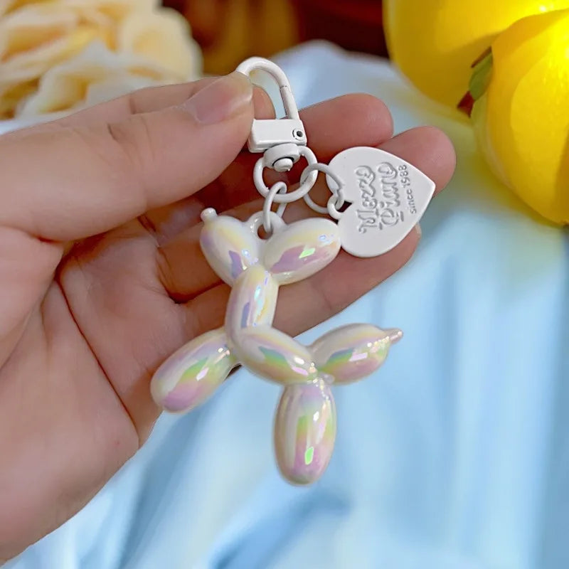 Porte-clés en Résine Chien Ballon Coloré – Accessoire Amusant pour Clés, Sacs et Téléphone