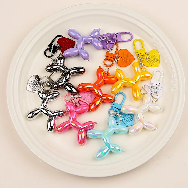 Porte-clés en Résine Chien Ballon Coloré – Accessoire Amusant pour Clés, Sacs et Téléphone