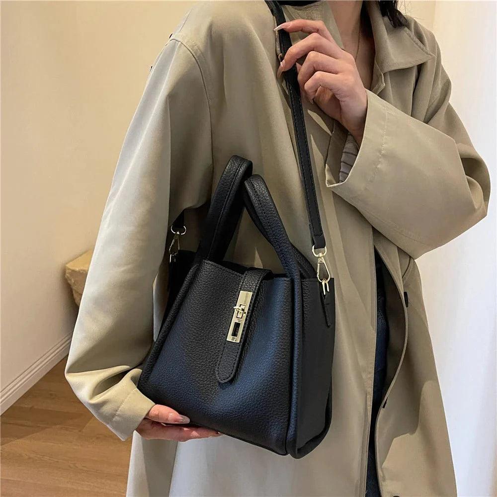 Mini Sac Bandoulière Femme en Cuir Synthétique – Élégant et Pratique avec Bandoulière Ajustable, Idéal pour Sorties Décontractées
