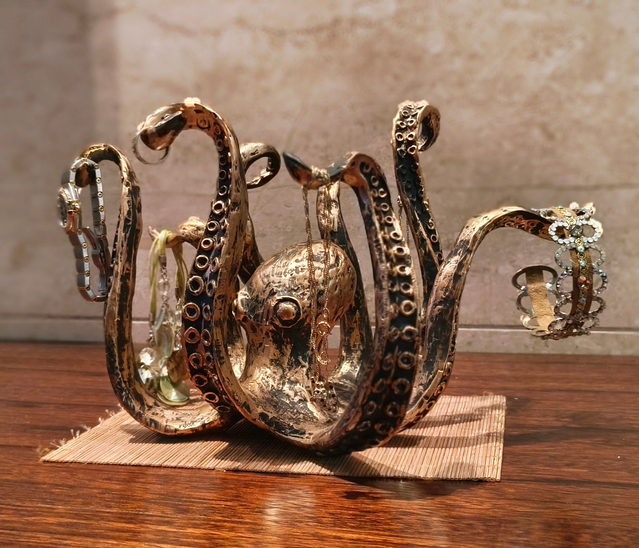 Support à Mugs en Forme de Kraken – Organisateur Nautique pour 8 Tasses de Café
