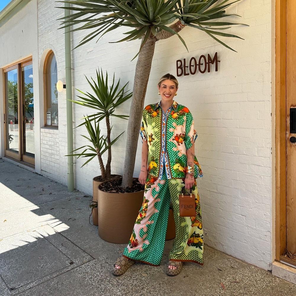 Ensemble d'Été Femme Imprimé Coloré avec Chemise Ample et Pantalon Large – Idéal pour Vacances et Looks Décontractés