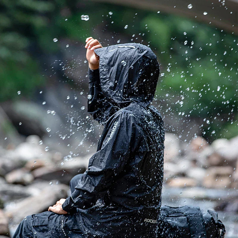 Veste de Cyclisme Imperméable pour Hommes avec Capuche en Nylon – Respirante et Coupe-Vent