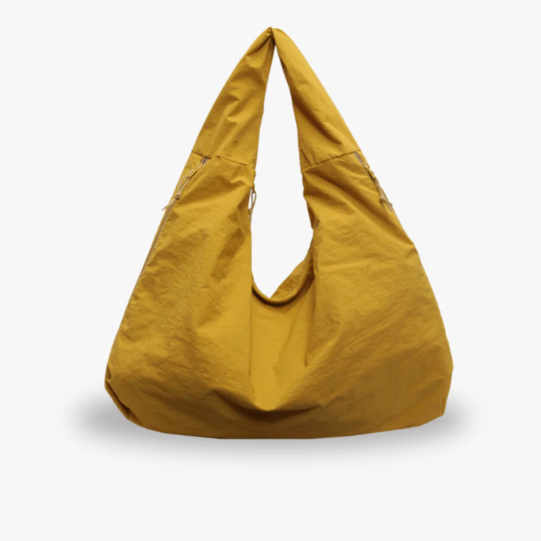 Sac Hobo Femme Ultra Large en Nylon Recyclé – Sac Pratique et Éco-Responsable avec Poches et Bandoulière Confortable