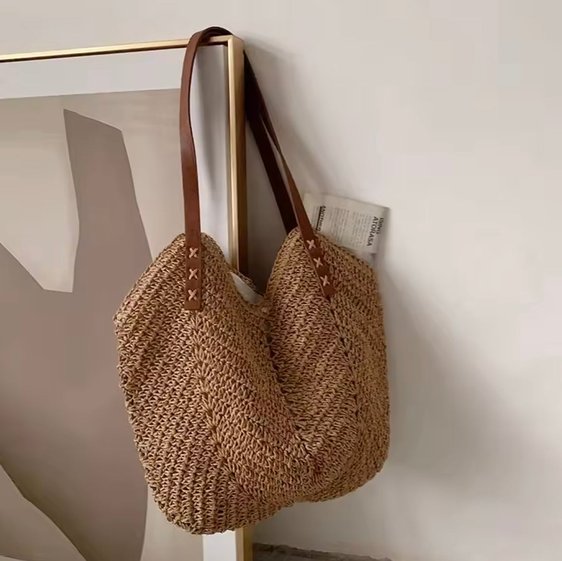 Sac d'Été Femme en Paille Tressée avec Bandoulière en Cuir – Sac d'Été Pratique et Élégant pour Sorties et Plage