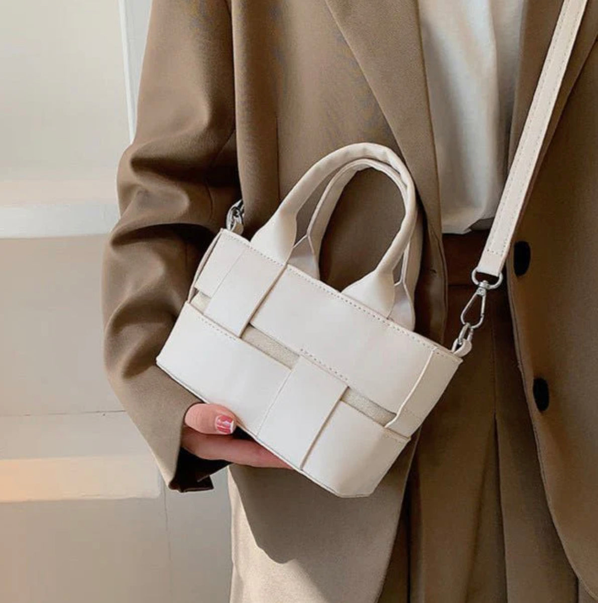 Sac à main en cuir tissé pour femme – Design vintage, intérieur spacieux, bandoulière amovible, 4 couleurs tendance