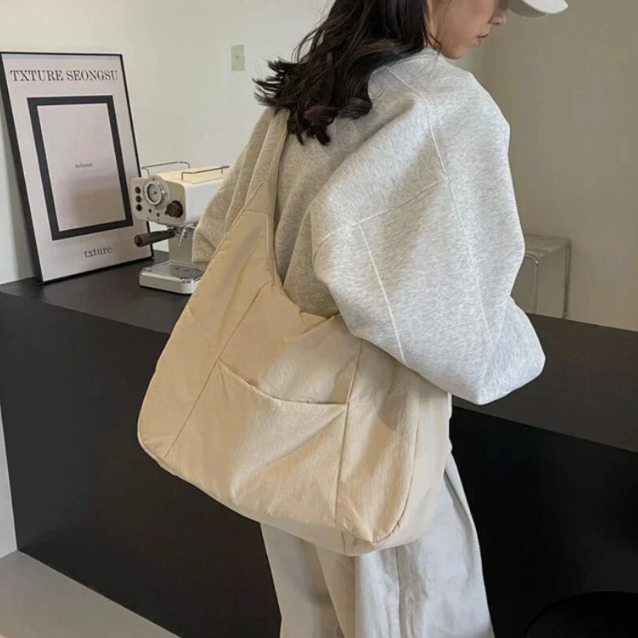 Sac à main femme en cuir avec bandoulière amovible – Élégant et pratique, Noir 30x25x15 cm