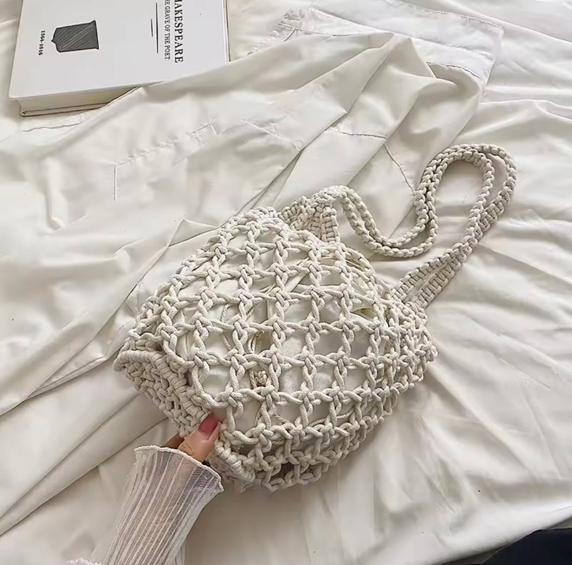 Elegant Macrame Bag - 20 cm Width, 25 cm Height, Ideal for Bohemian Style and Everyday Use