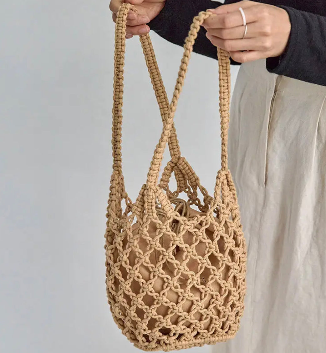 Elegant Macrame Bag - 20 cm Width, 25 cm Height, Ideal for Bohemian Style and Everyday Use