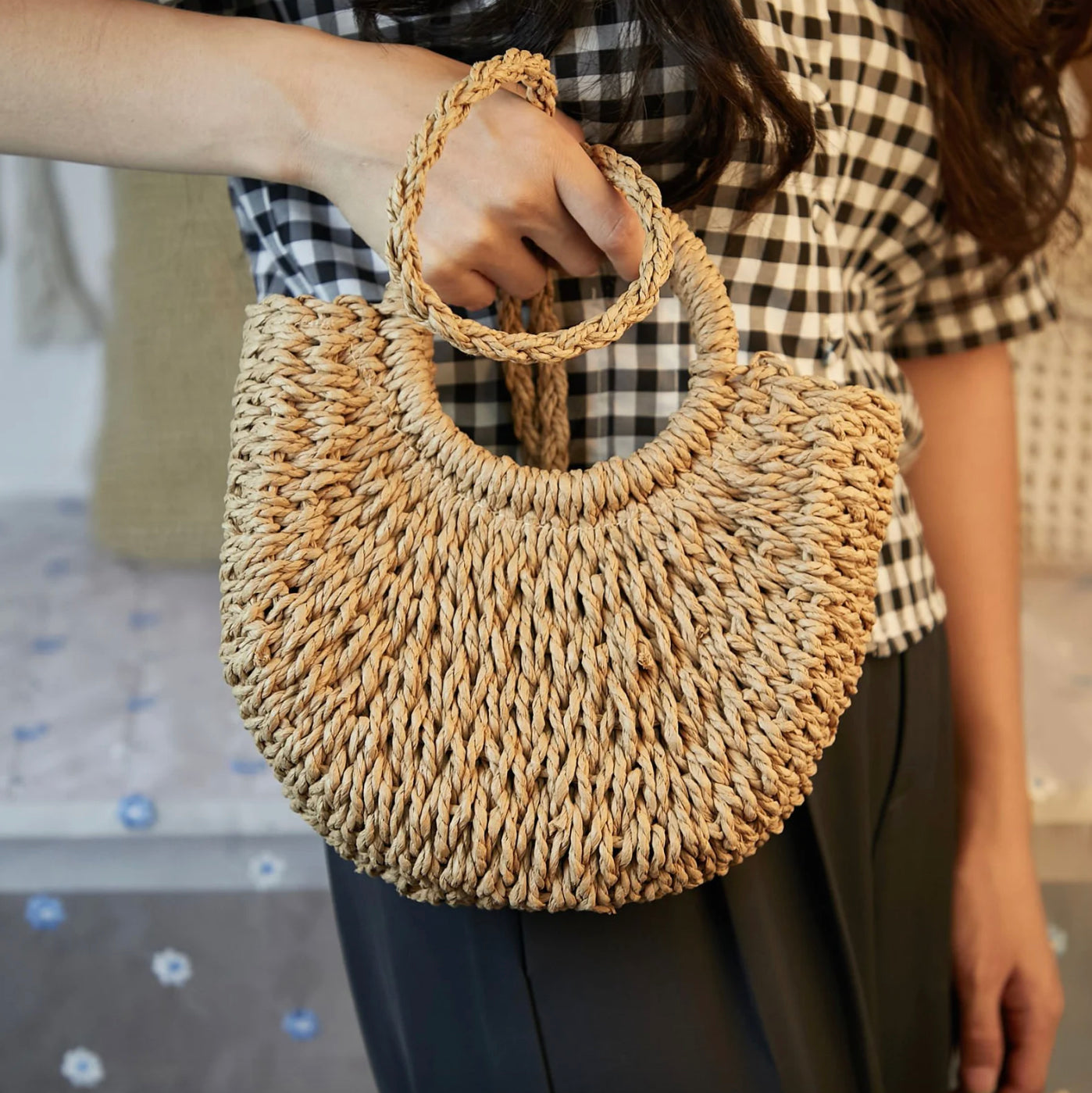 Panier en Osier Tressé pour Rangement – Éléments Naturels, Pratique et Élégant, Disponible en Plusieurs Tailles