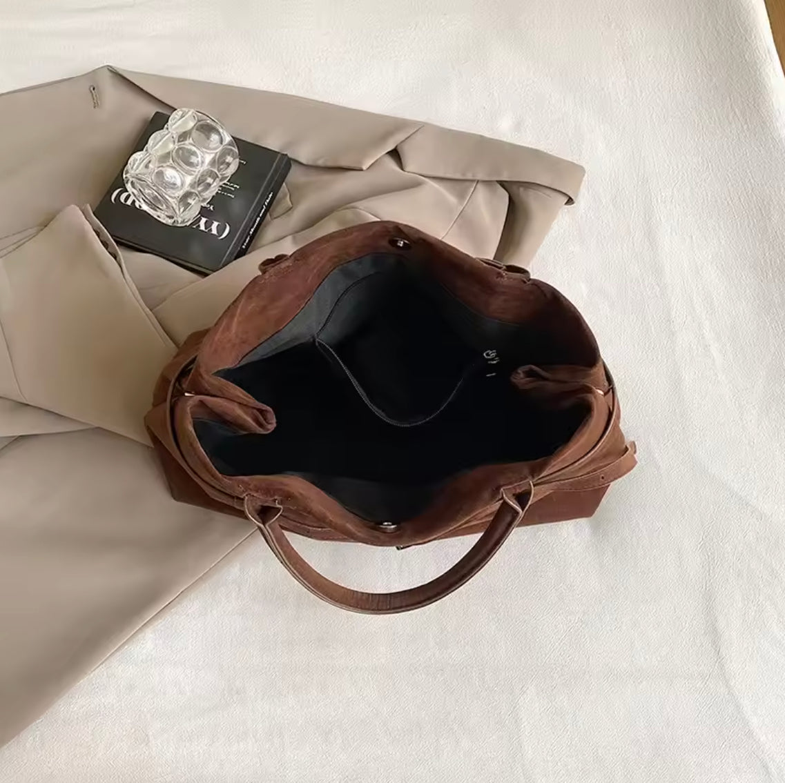 Sac à Main Femme Élégant en Cuir avec Bandoulière Ajustable – Modèle Margaux Noir, Beige, Rouge