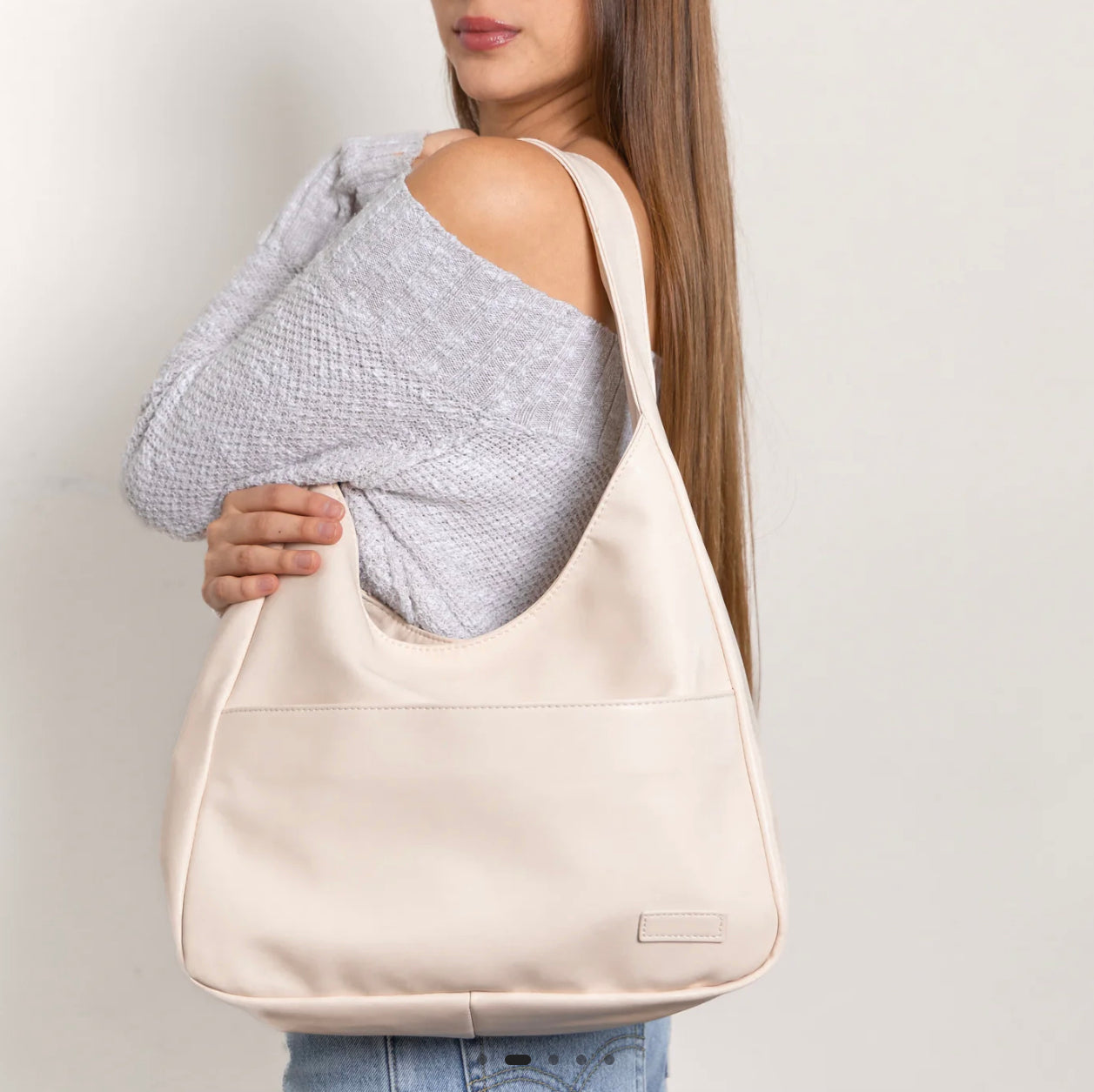 Women's Leather Handbag with Adjustable Shoulder Strap – Elegant and Practical Tote Bag for All Occasions