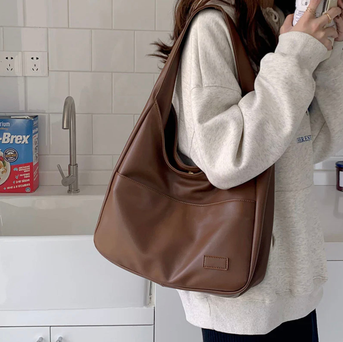 Sac à Main en Cuir Femme avec Bandoulière Réglable – Sac Fourre-Tout Élégant et Pratique pour Toutes les Occasions